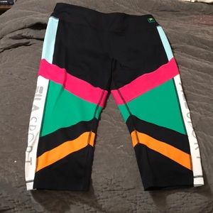 Fila L 3/4 length Capri workout pants